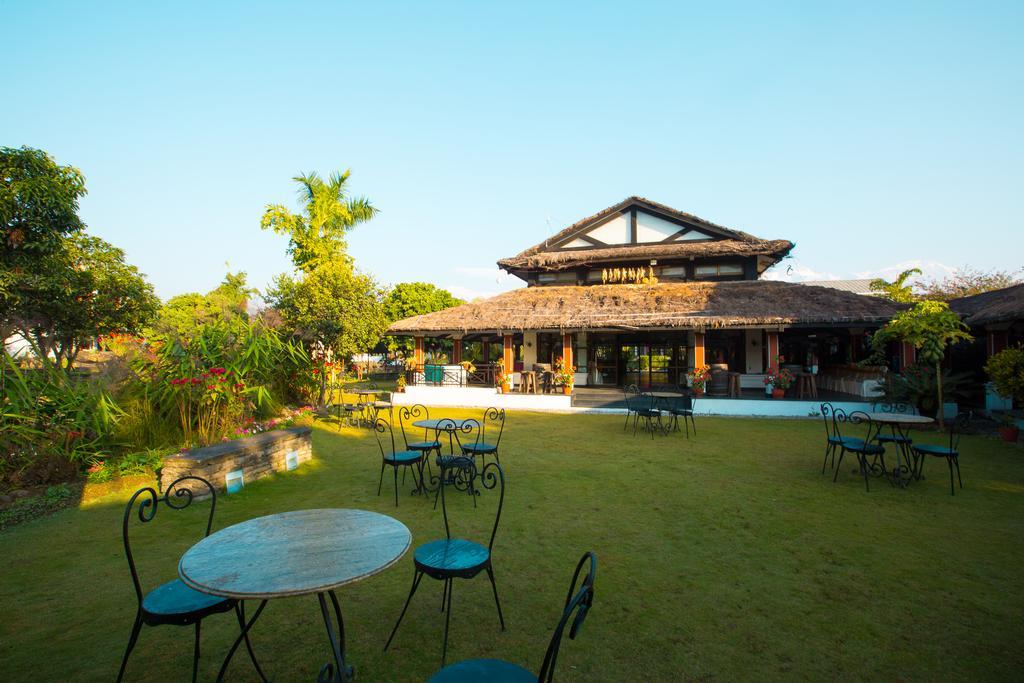 Shangri-La Village Resort, Pokhara Exterior foto