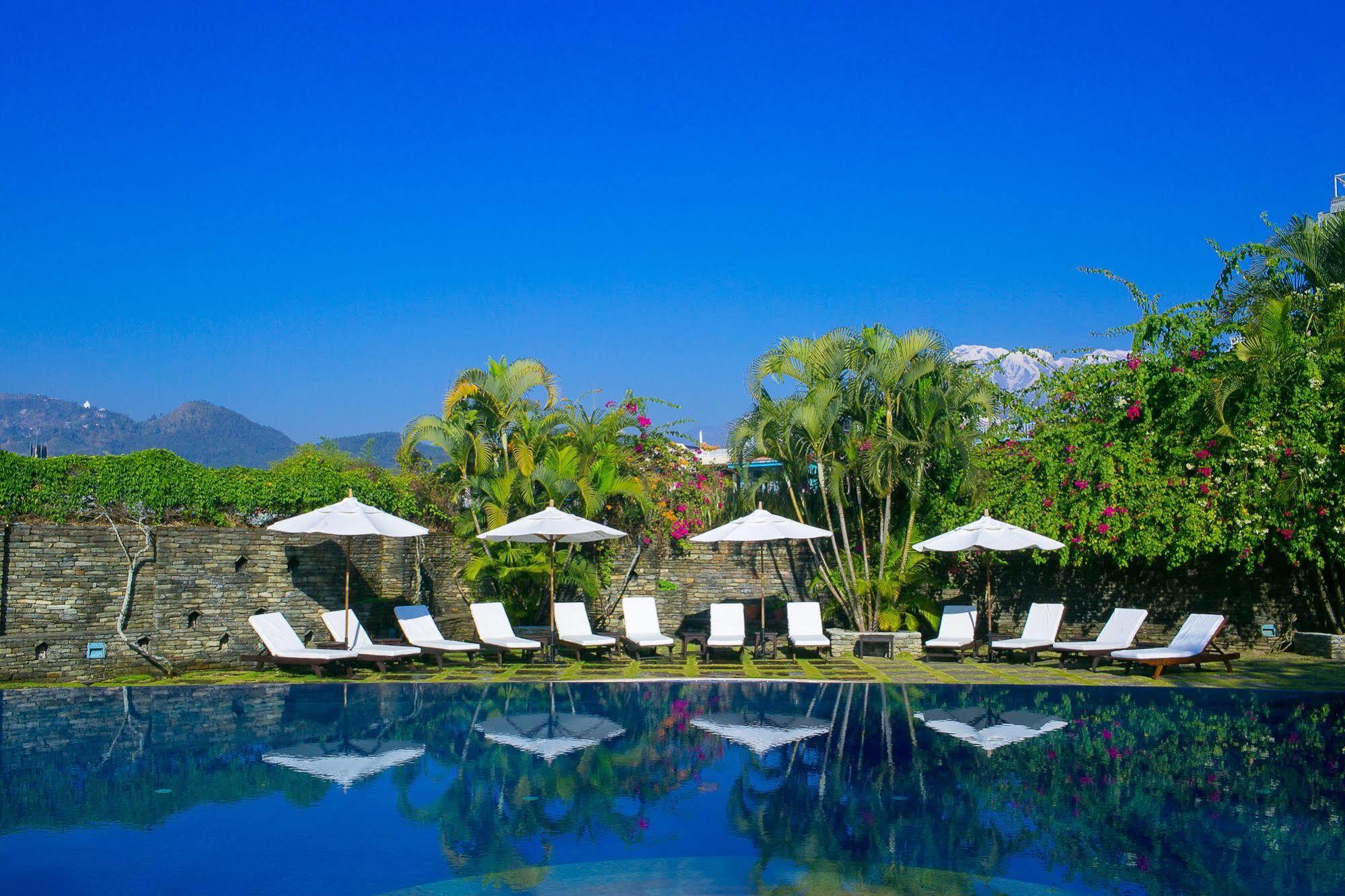 Shangri-La Village Resort, Pokhara Exterior foto